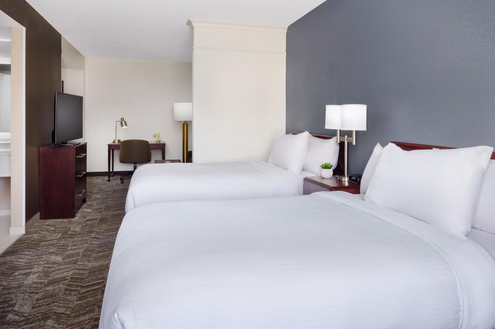 Springhill Suites Manchester-Boston Regional Airport Eksteriør billede